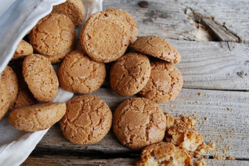 Sicilian Amaretti Biscuits